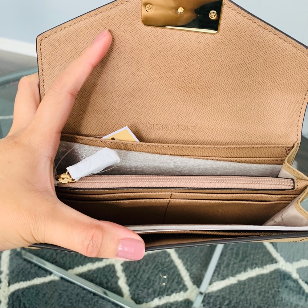 NWT Michael Kors KINSLEY Carryall Leather - Picture 4 of 5